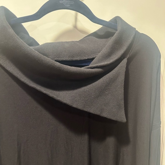 Simply Mila Black Asymmetrical Neckline and Hem Midi Dress Size Large - Picture 4 of 7